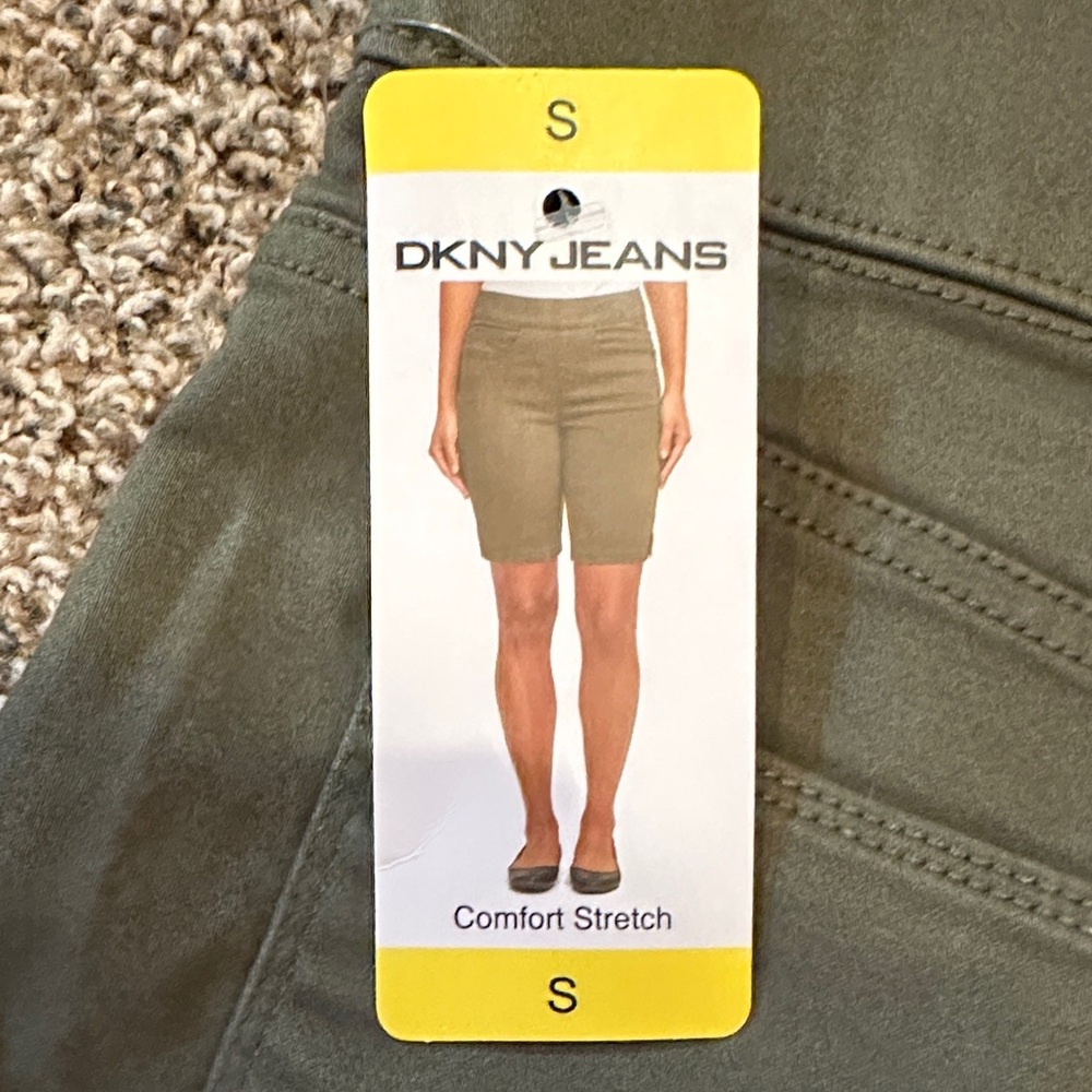 DNKY Jeans Olive Green Pull on Shorts S NWT Comfort Stretch - Picture 3 of 6